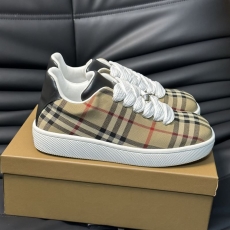 Burberry Low Shoes